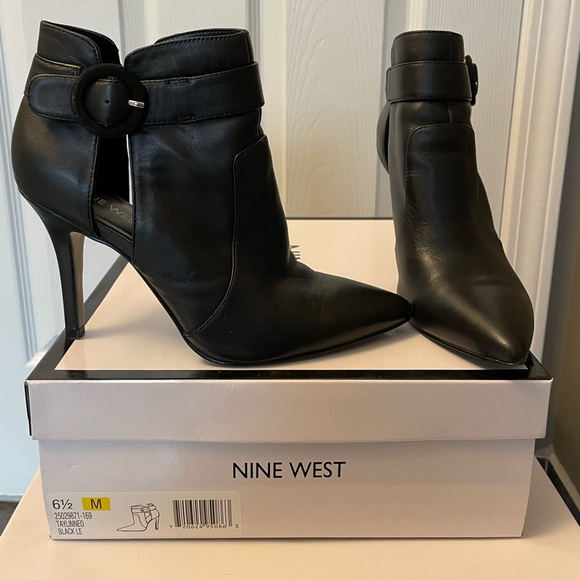 Nine West Shoes - Nine West Stiletto booties 6.5